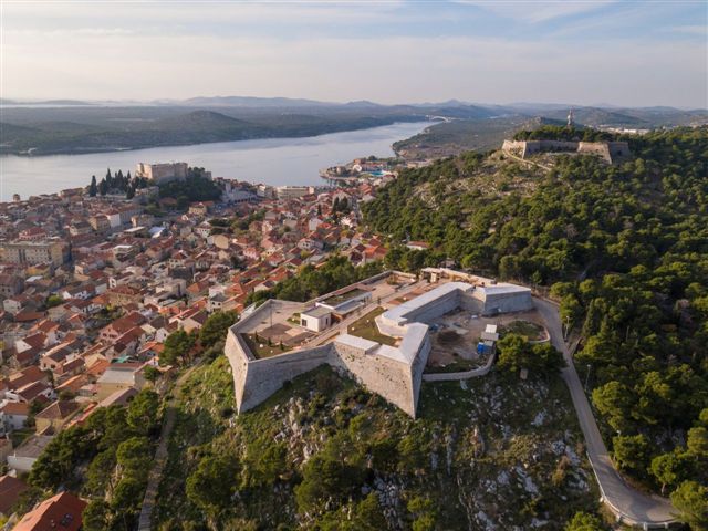 Pogled s tvrđave Barone