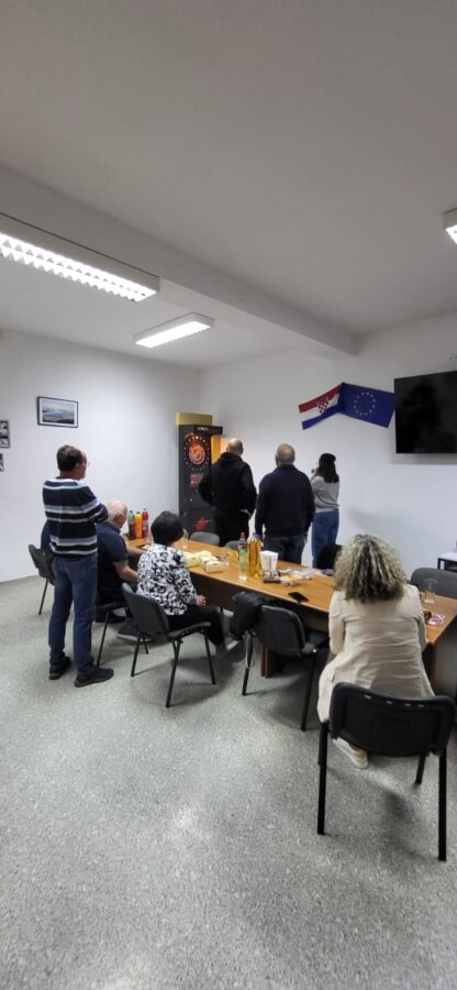 68285590-0747-43ab-98e2-59ba1d2f576e